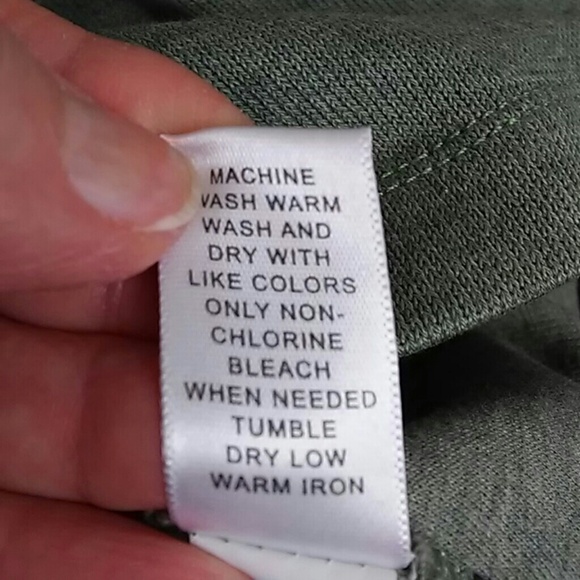 Banana Republic  sweater - Picture 6 of 6